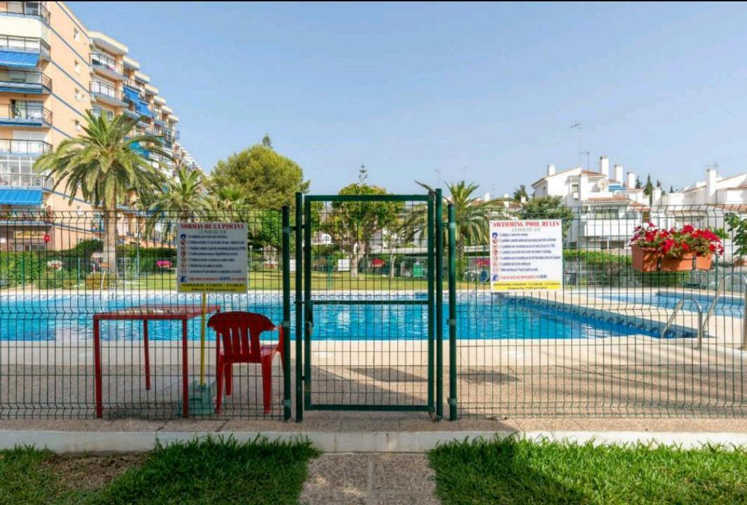 Mar Del Sur Lägenhet Benalmádena Exteriör bild